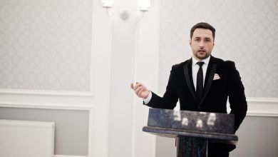 mastering-the-art-of-confident-public-speaking
